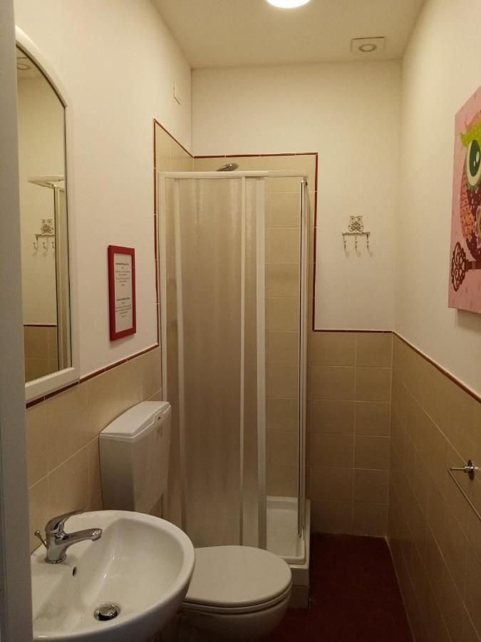 Bed and Breakfast Binario 5 Lukka Zewnętrze zdjęcie