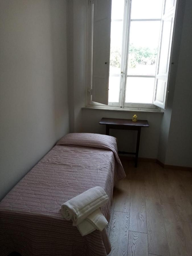 Bed and Breakfast Binario 5 Lukka Zewnętrze zdjęcie